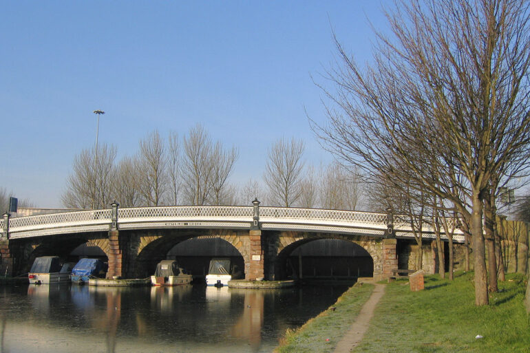 Bridgewater Canal Waterloo Bridge (Runcorn) to Preston Brook Marina (Lymm Affiliation)
