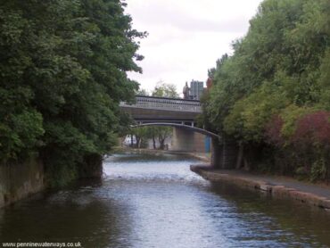 Bridgewater Canal Waterloo Bridge (Runcorn) to Preston Brook Marina (Lymm Affiliation)