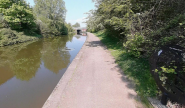 Shropshire Union Canal Meadow Lane Bridge 139 to New Road Bridge 148 (Ellesmere Port)